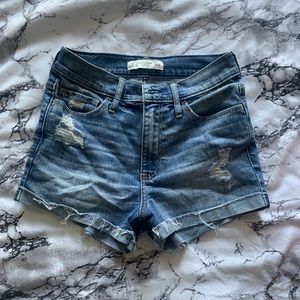 Abercrombie & Fitch high rise shorts